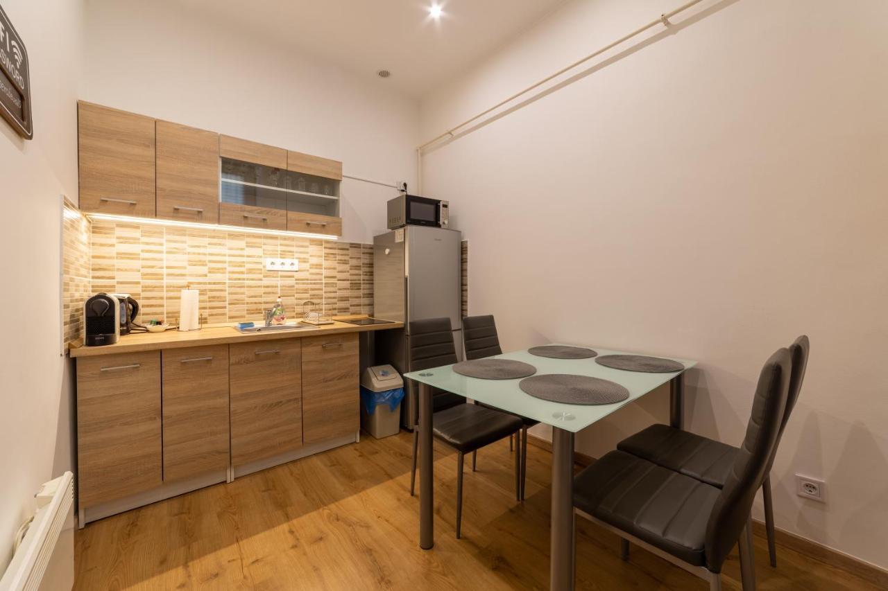 Lovely 1 Bedroom Flat With Central Location Budapeşte Dış mekan fotoğraf